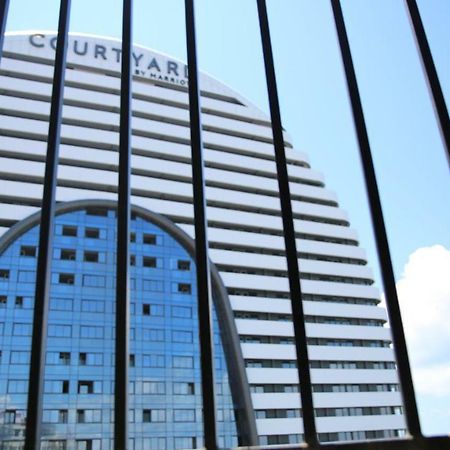 Vip Apartment 1 At Gorgiladze 118 バトゥーミ エクステリア 写真