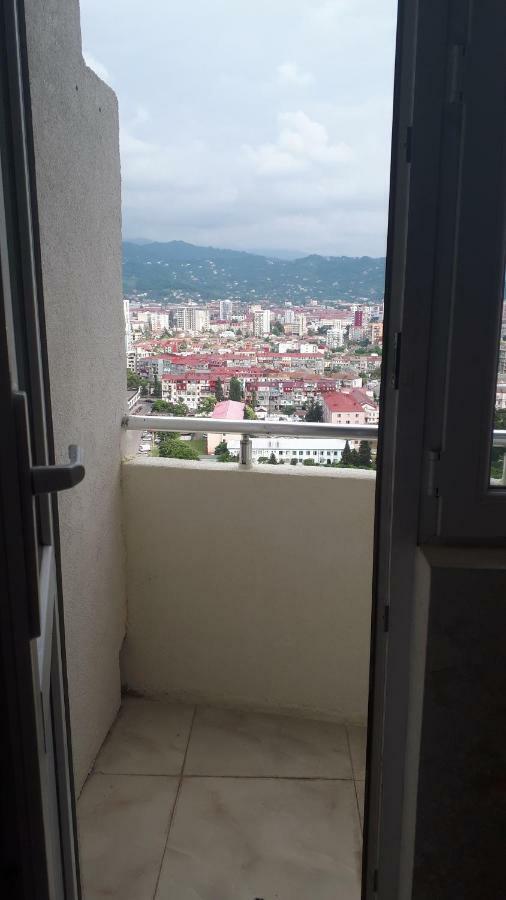 Vip Apartment 1 At Gorgiladze 118 バトゥーミ エクステリア 写真