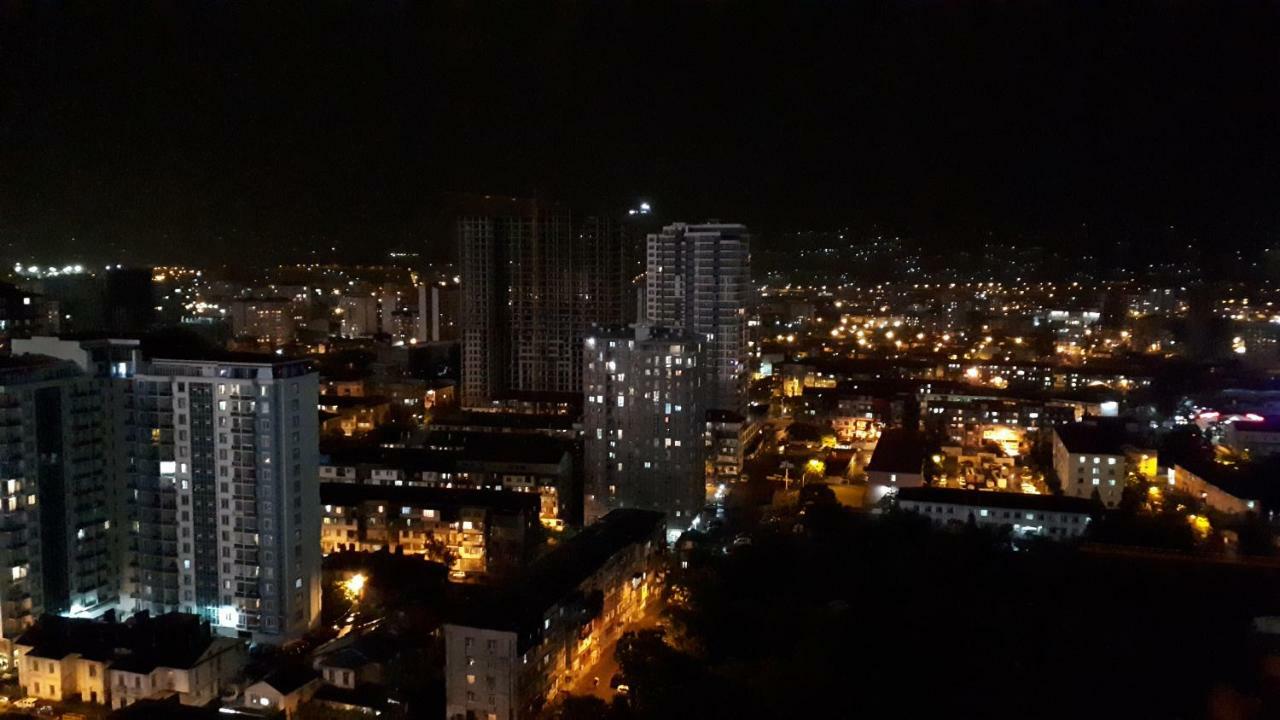 Vip Apartment 1 At Gorgiladze 118 バトゥーミ エクステリア 写真