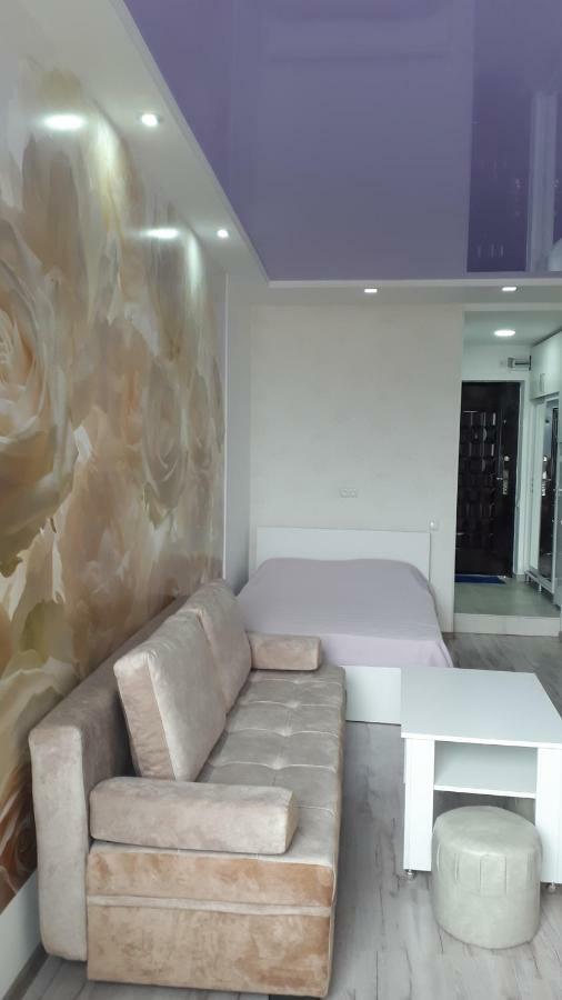 Vip Apartment 1 At Gorgiladze 118 バトゥーミ エクステリア 写真
